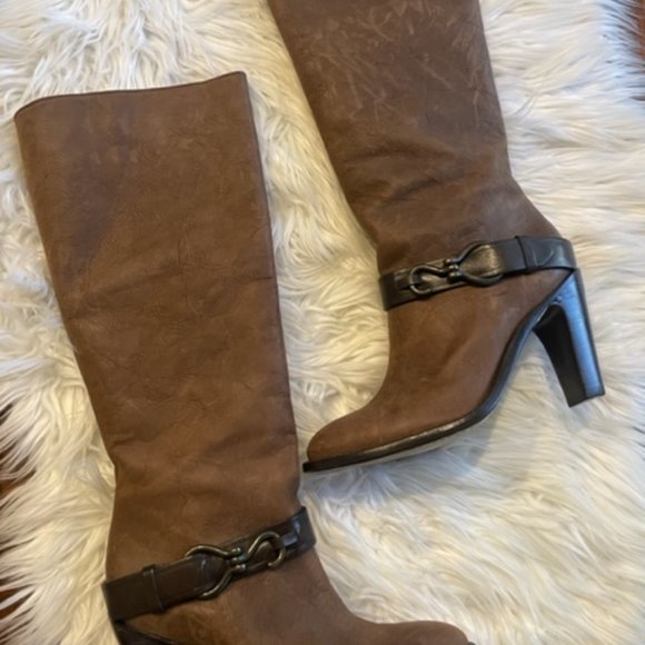 Cole Haan Boots size 9 USED - Picture 3 of 7